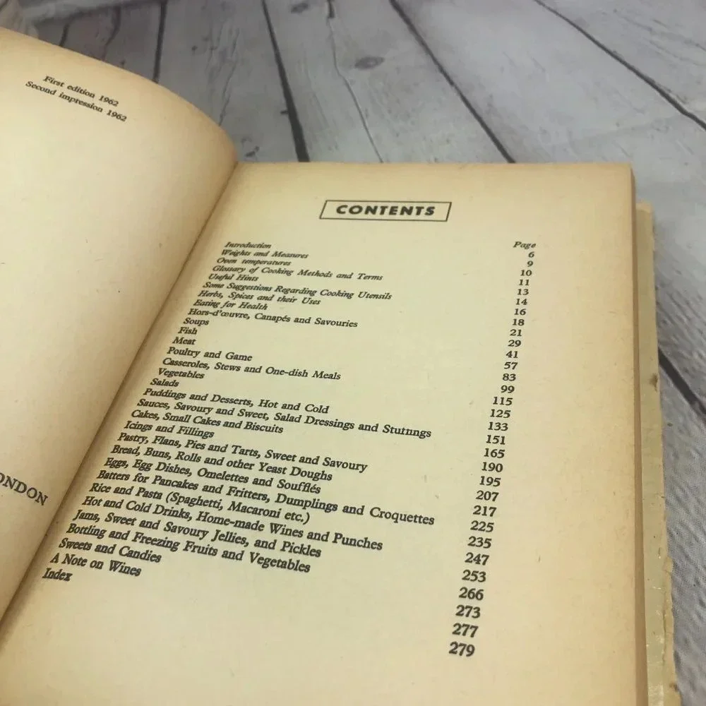 vintage the good cook's encyclopedia 1962